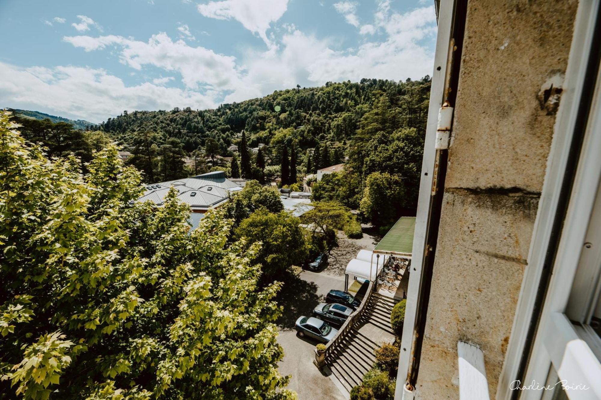 Grand Hotel Des Bains Vals-les-Bains Esterno foto