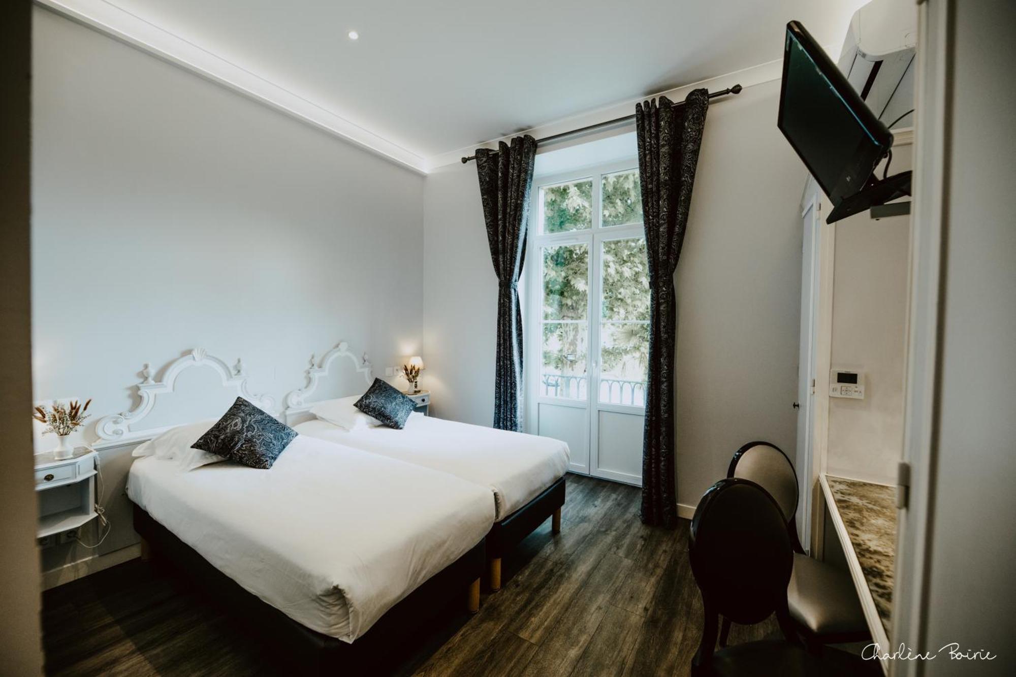 Grand Hotel Des Bains Vals-les-Bains Esterno foto