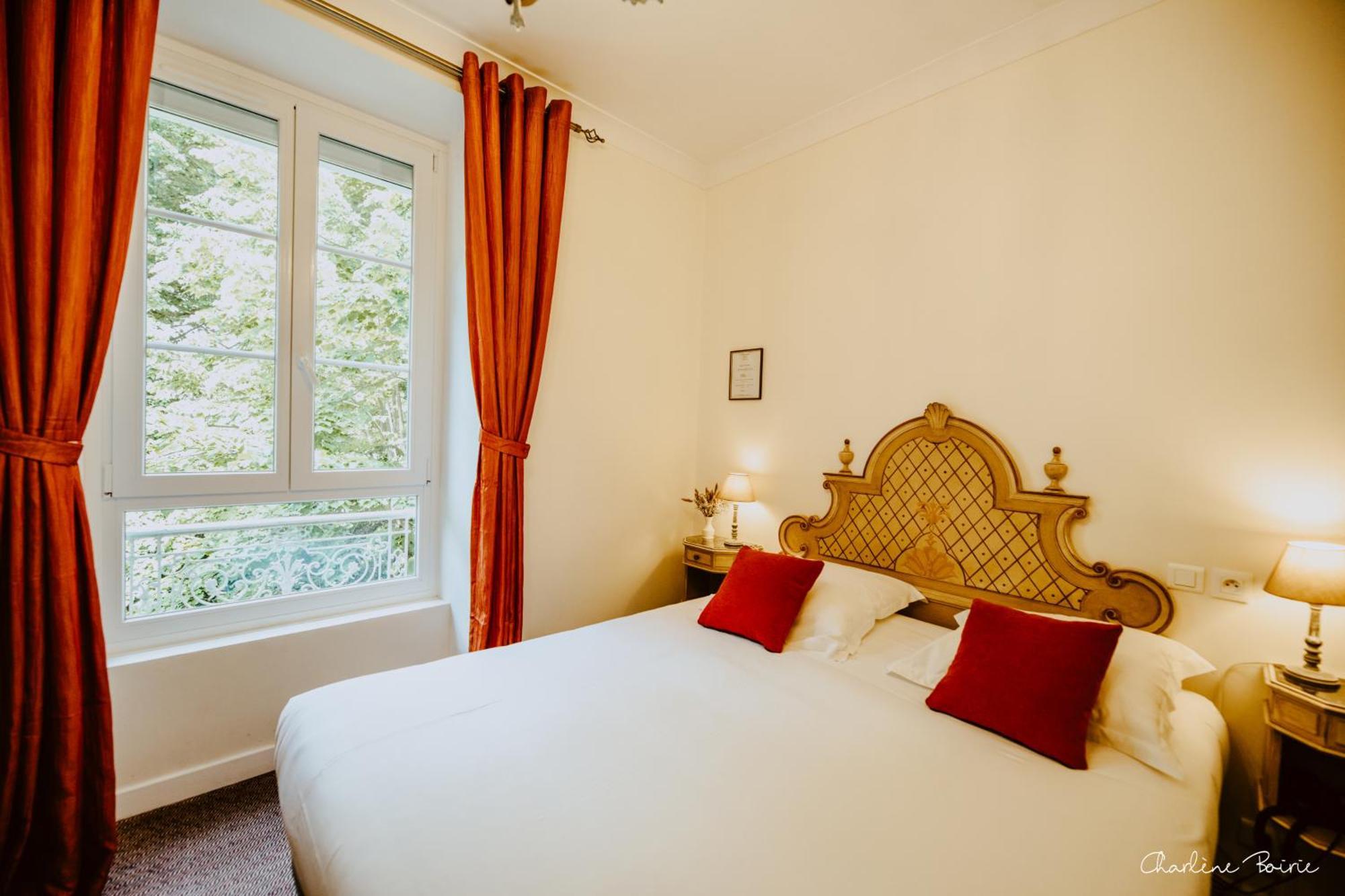 Grand Hotel Des Bains Vals-les-Bains Esterno foto