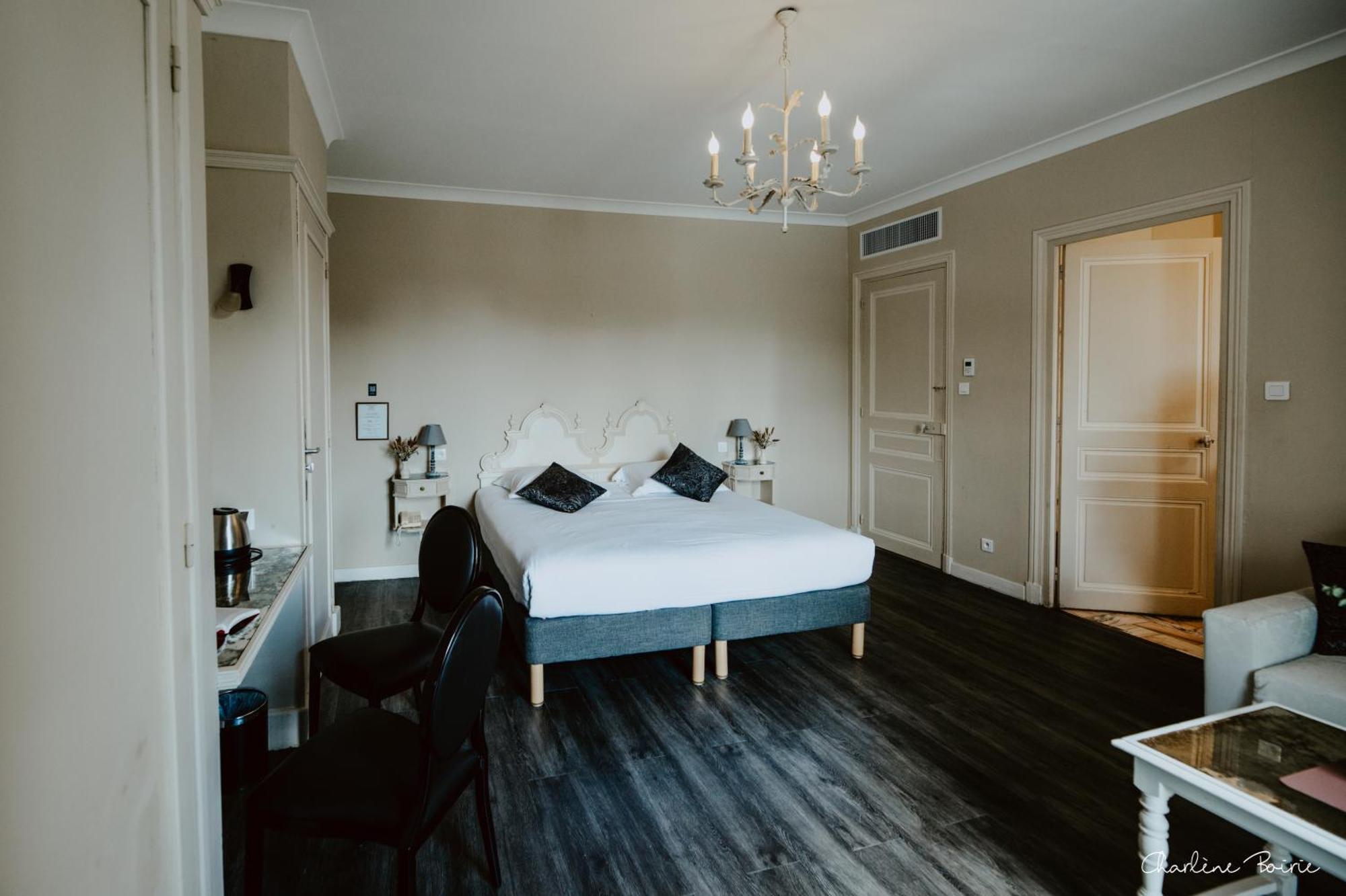 Grand Hotel Des Bains Vals-les-Bains Esterno foto