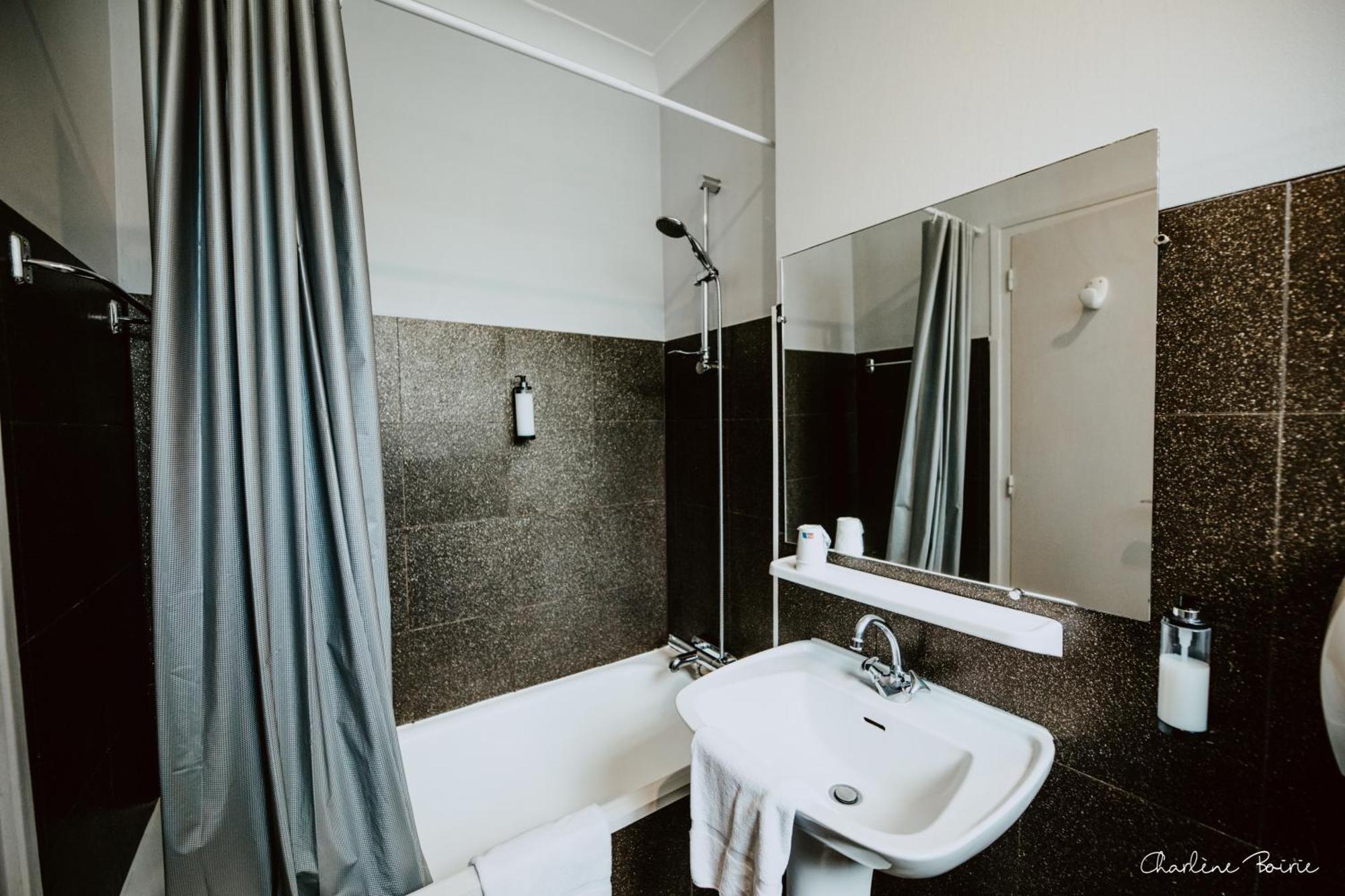 Grand Hotel Des Bains Vals-les-Bains Esterno foto